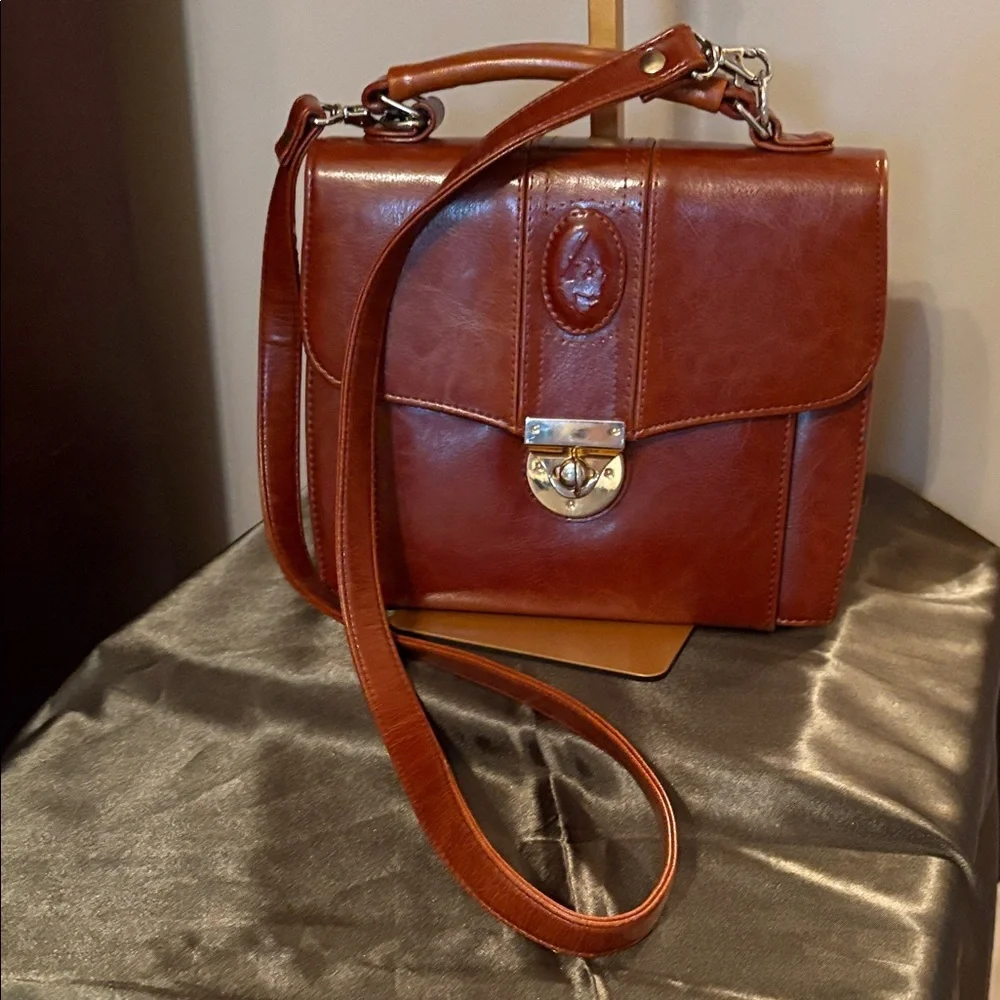 Vintage Brown Leather Crossbody Satchel - Women giving off a RL vibe